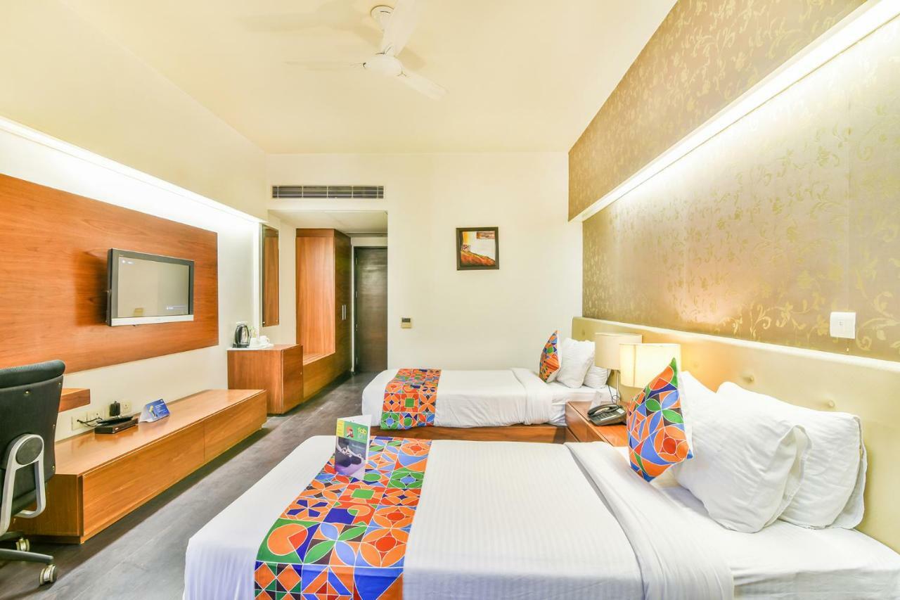 FabHotel Prime Sage Nuova Delhi Esterno foto